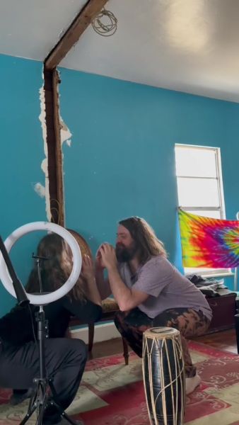 File:Blue Railroad Video bafybeifkvoeqol4qyogvjeocehbcv4itonigfzu5txaih2kctpab7n6y2e.jpg